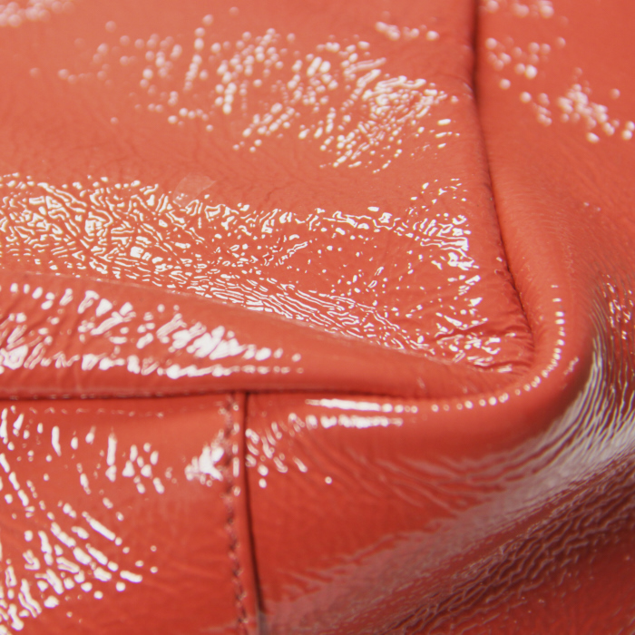 Shopping bag in coral patent leather - Detail D3