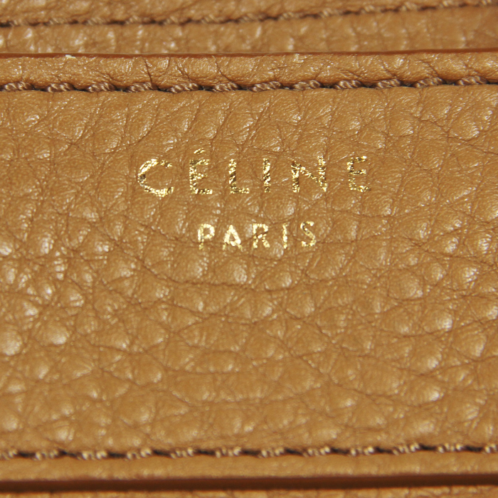 Celine Luggage petit modèle en cuir grainé beige - Detail D4