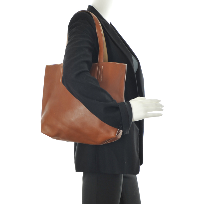 Bolso Cabás Double Sens modelo pequeño en cuero marrón - Detail D1