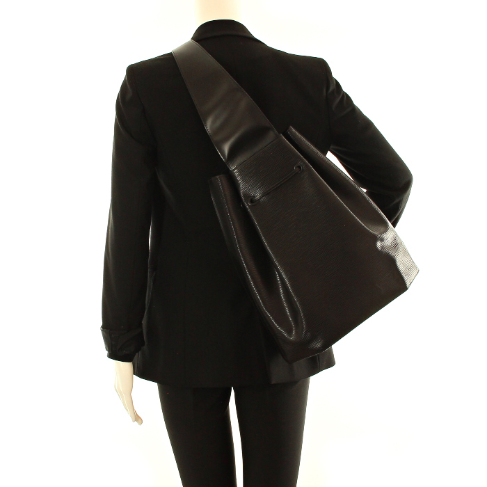 Louis Vuitton sac d'épaule en cuir épi noir - Detail D1