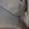 Louis Vuitton black epi leather shoulder bag  - Detail D4 thumbnail