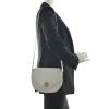 Hermès Lift en cuir blanc - Detail D1 thumbnail