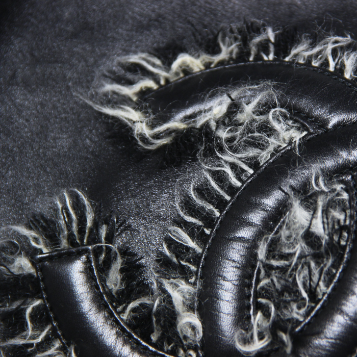 Chanel Shopping en cuir noir et tweed noir - Detail D4