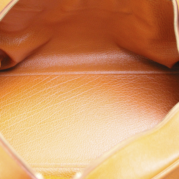Hermès travel bag in brown leather - Detail D2