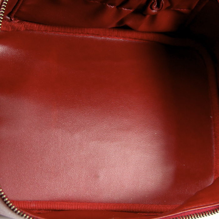 Chanel Vanity in red grained leather - Detail D4
