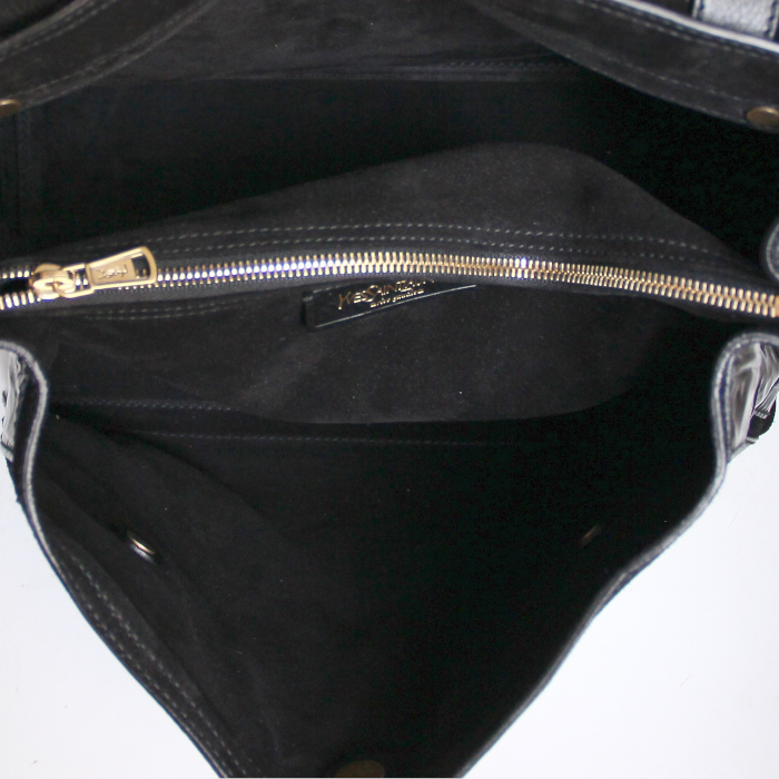 Yves Saint-Laurent Muse Two medium model in black patent leather and foal - Detail D2