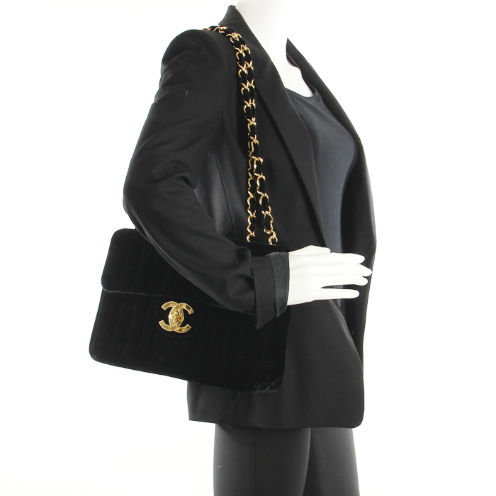 Chanel Jumbo in black velvet - Detail D1