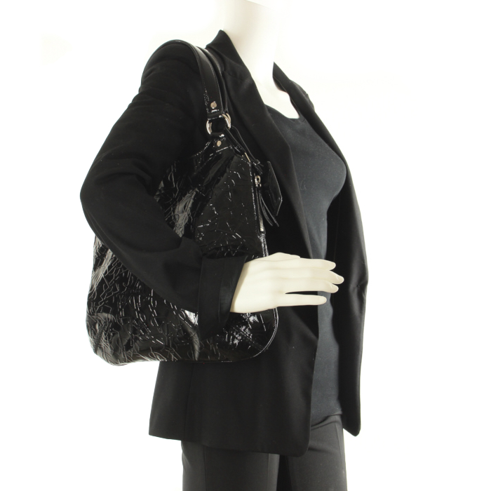 Yves Saint Laurent Tribute in black patent leather - Detail D1