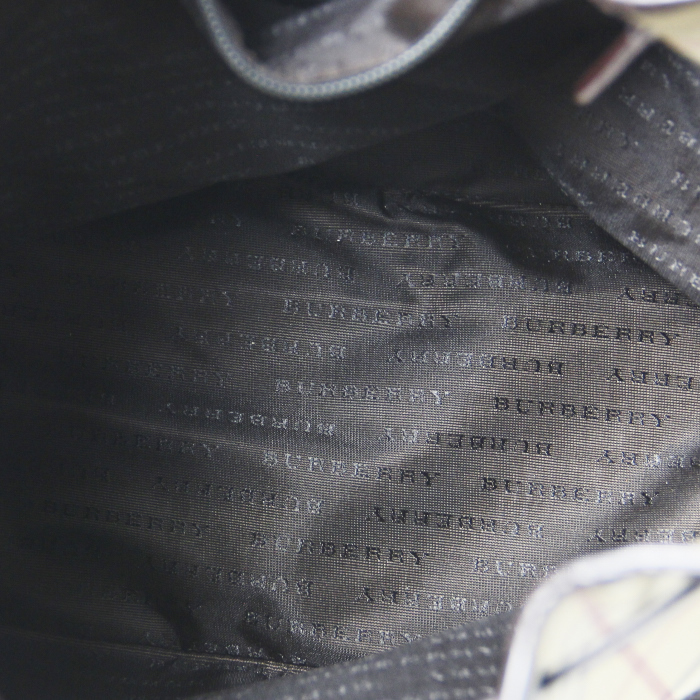 Burberry bucket bag en toile Haymarket check et cuir marron - Detail D2
