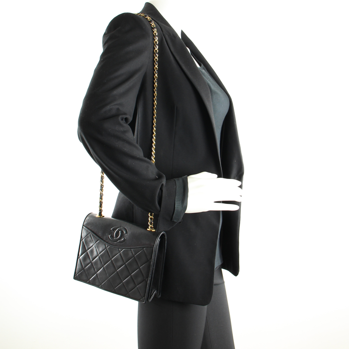 Chanel Vintage en cuir noir matelassé - Detail D1