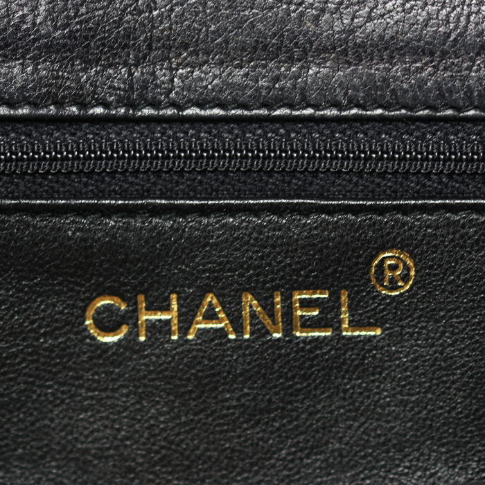 Chanel Vintage en cuir noir matelassé - Detail D3