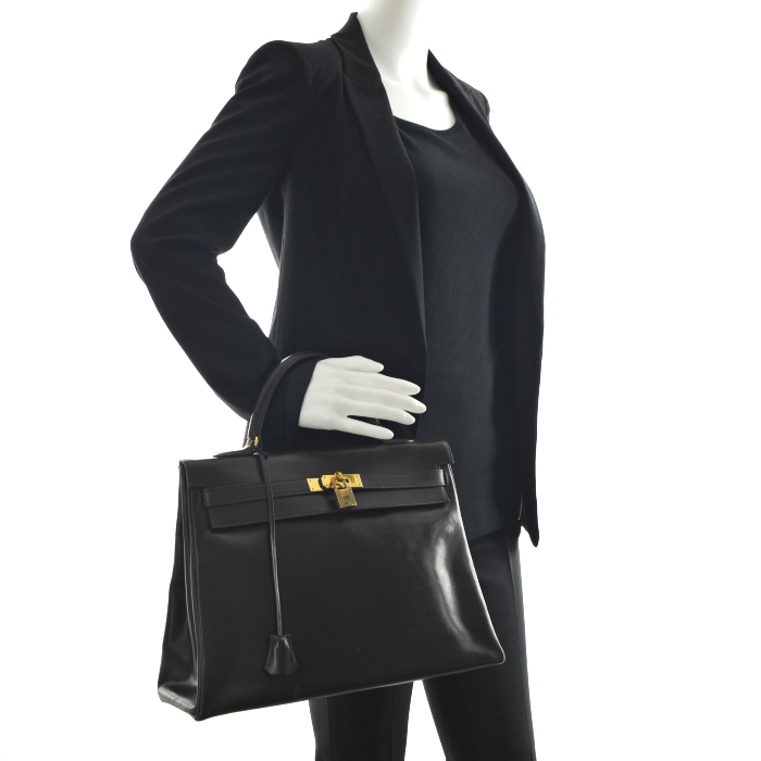 Hermès Kelly 35 in brown leather   - Detail D1