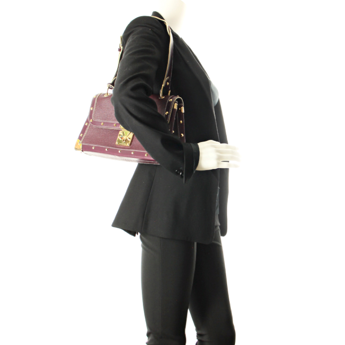 Louis Vuitton Talentueux in plum leather - Detail D1