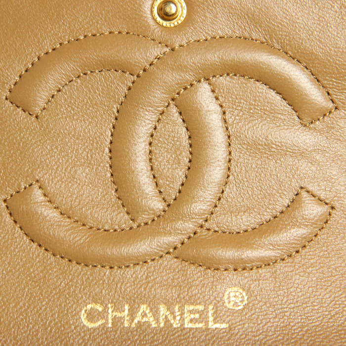 Chanel in light brown quilted leather - Detail D5
