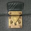 Louis Vuitton document holder in green leather - Detail D5 thumbnail