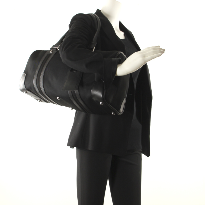 Gucci in black leather and fabric - Detail D1
