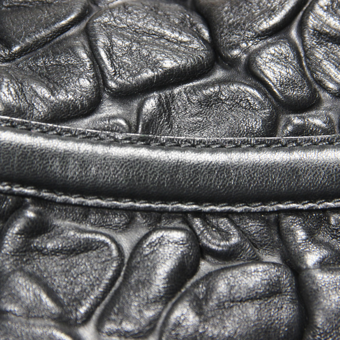 Fendi in black leather - Detail D4