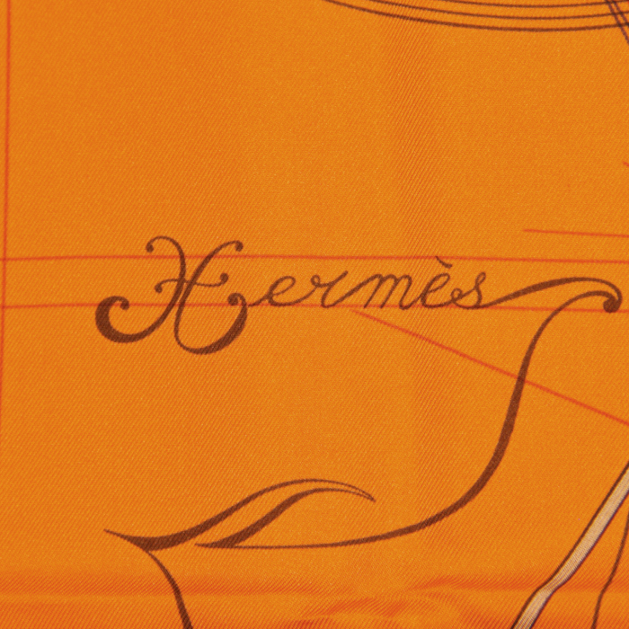 Hermès carré La musique des sphères en twill de soie orange - Detail D4