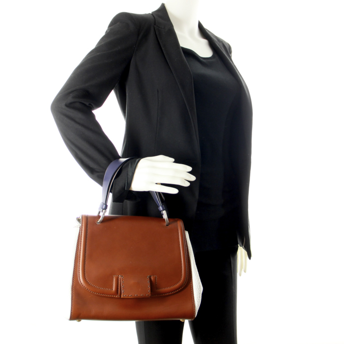 Fendi Silvana bag in brown and white leather - Detail D1