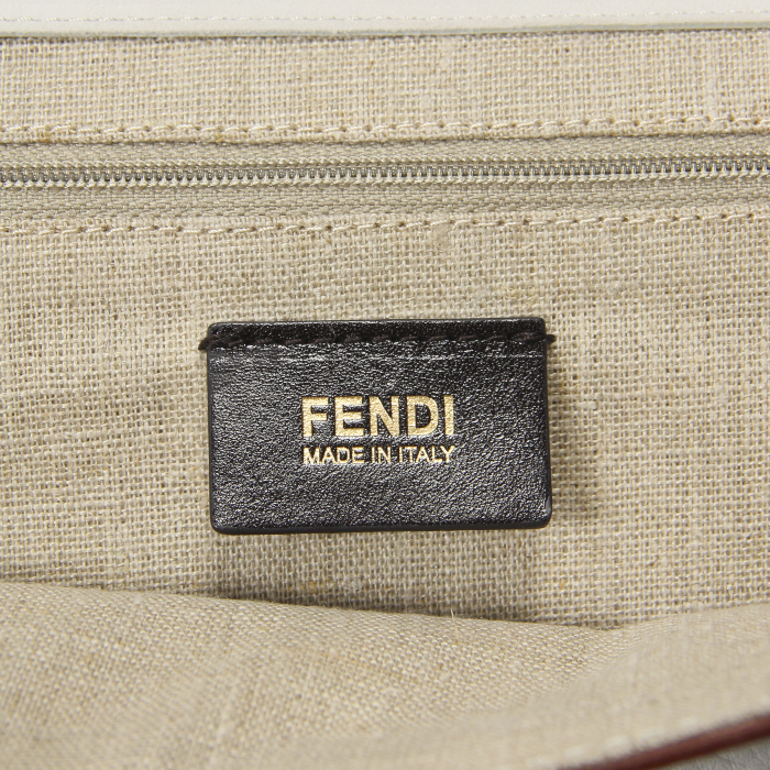 Fendi bolso Silvana en cuero marrón y blanco - Detail D4
