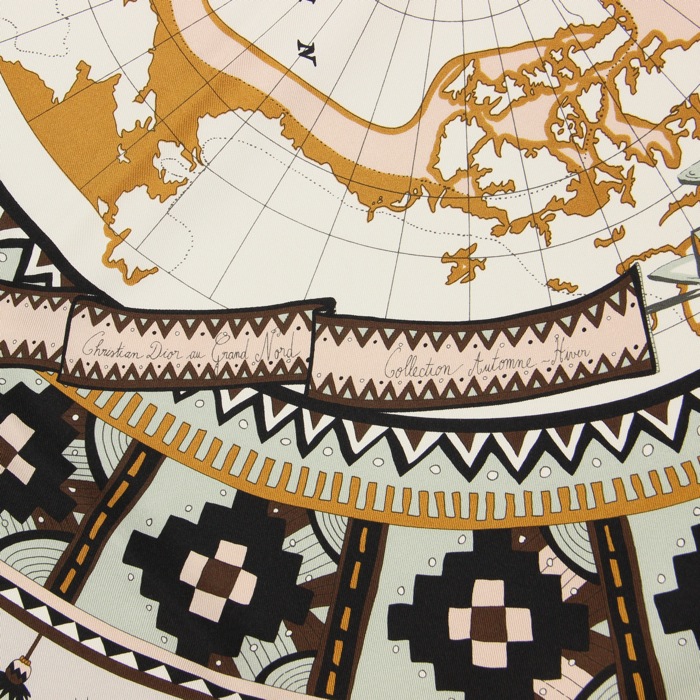 Christian Dior au Grand Nord carré en twill de soie gris - Detail D1