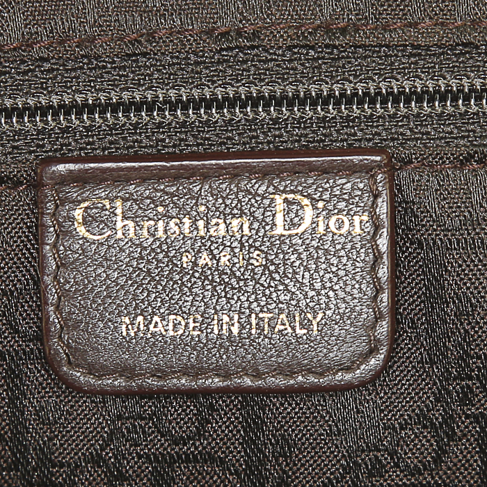 Dior Plissé handbag in brown leather - Detail D3