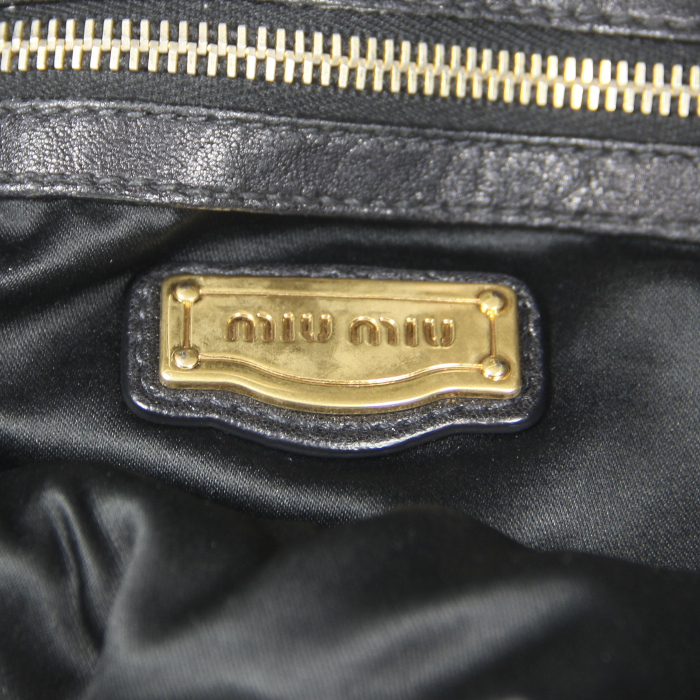 Miu Miu in black studded quilted leather - Detail D4