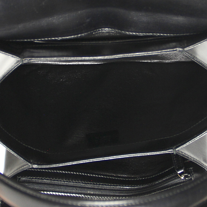 Bolso de mano Gucci Vintage en cuero box negro - Detail D2