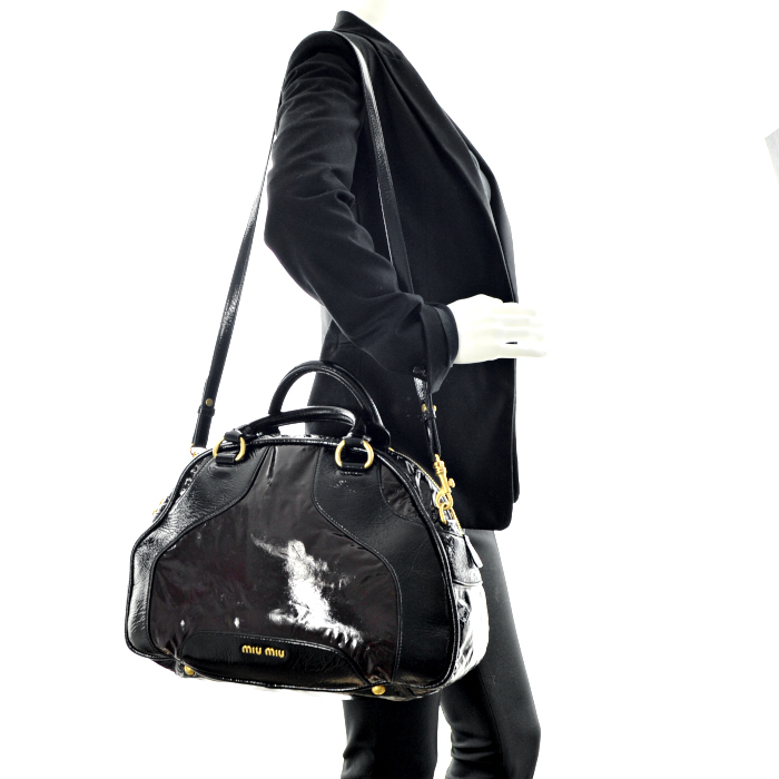 Mui Mui in brown and black varnished leather  - Detail D1