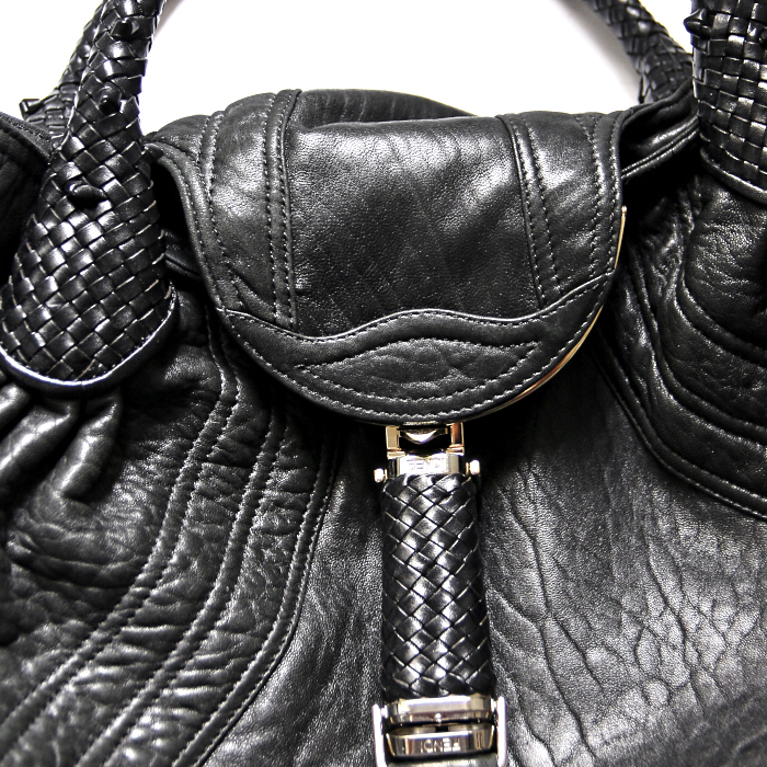 Fendi Spy en cuero negro - Detail D4