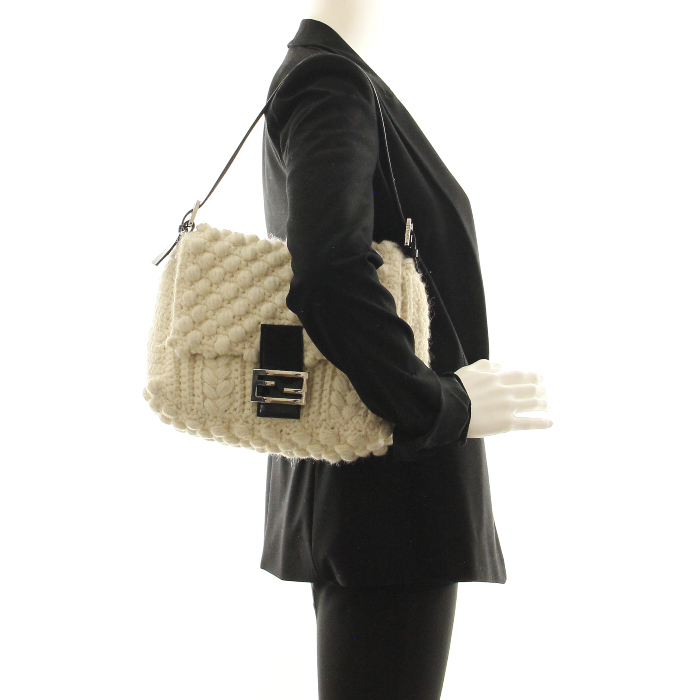 Fendi Big Mama handbag in cream whool and black leather - Detail D1