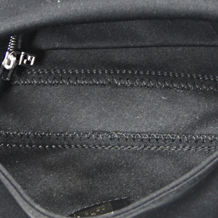 Fendi Baguette Bag in black canvas and leather - Detail D2