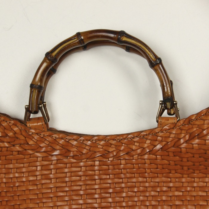 Borsa Gucci Bamboo in pelle intrecciata color cognac - Detail D5