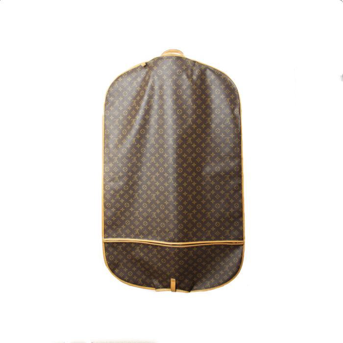 Louis Vuitton Garment cover in monogram canvas and natural leather - Detail D2