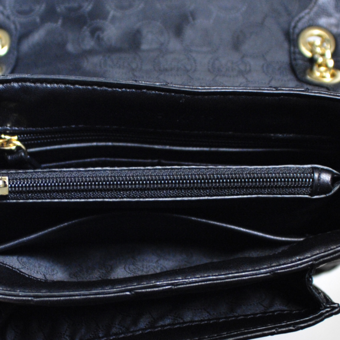 Michael Kors in black quilted leather - Detail D2