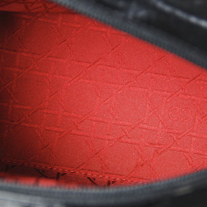 Christian Dior Lady Dior medium model in black matt leather - Detail D2