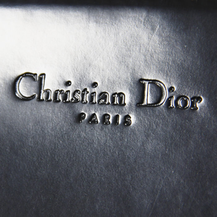 Christian Dior Lady Dior medium model in black matt leather - Detail D4