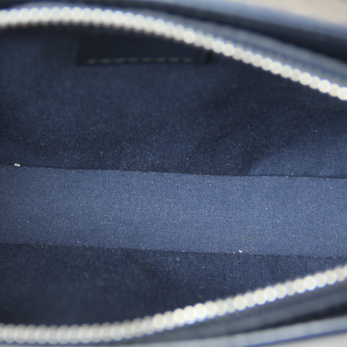 Louis Vuitton Fowler en cuir monogram bleu/gris mat - Detail D2