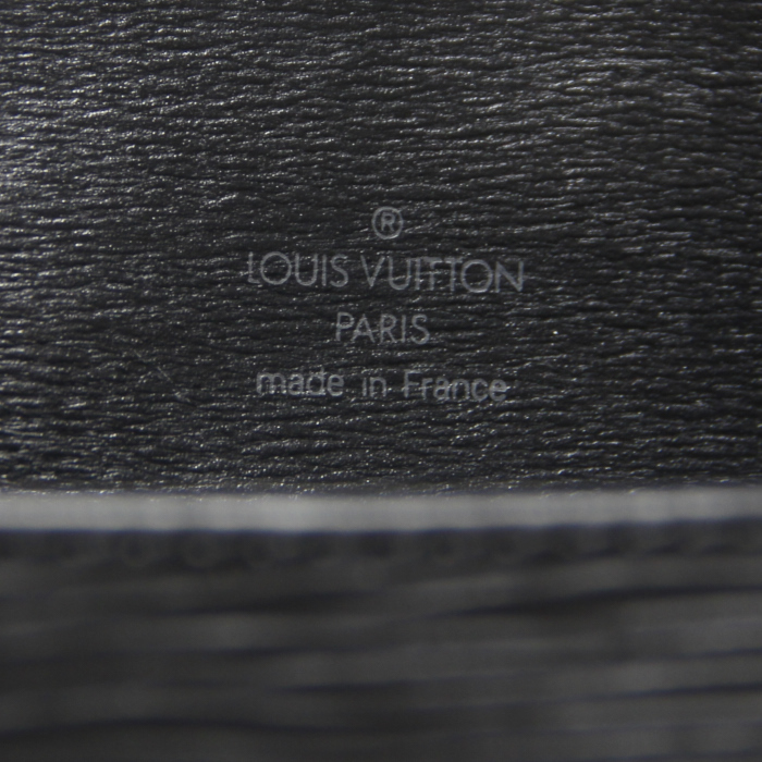 Louis Vuitton Buci en cuir épi noir - Detail D2