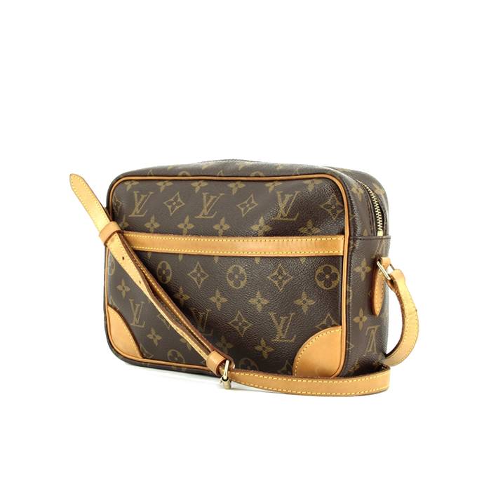 Take this! Louis Vuitton speedy bandouliere 25cm, easy, simple but  timeless! Monogram canvas