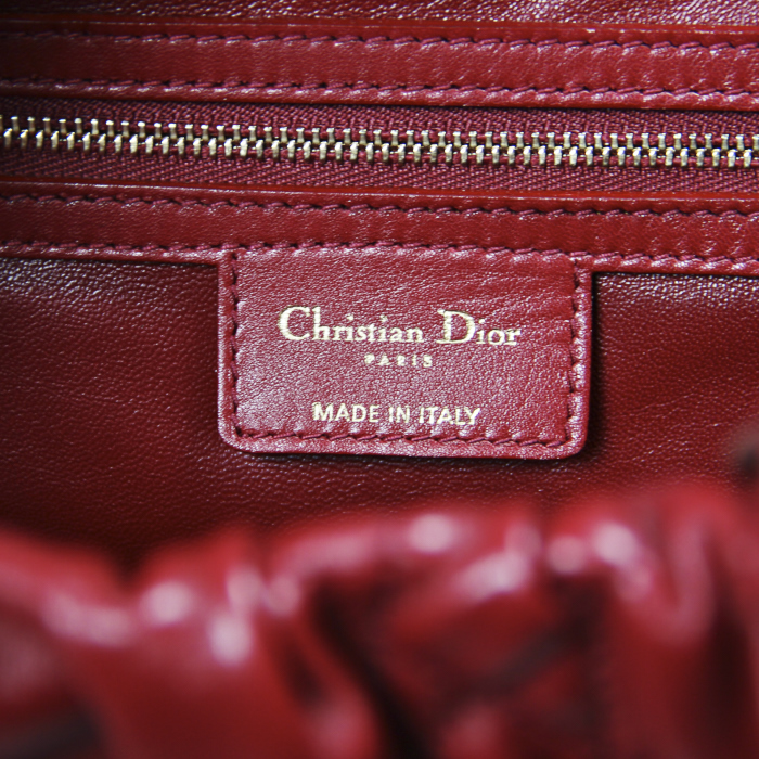Sac à main Dior Délices en cuir rouge - Detail D3