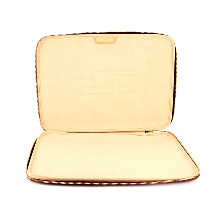 Louis Vuitton laptop holder in monogram canvas - Detail D1