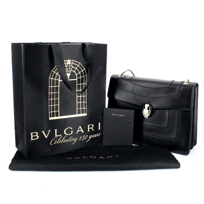 Bulgari Serpenti medium size in black leather - Detail D1