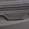  Louis Vuitton Sac Plat en cuir épi taupe  - Detail D3 thumbnail