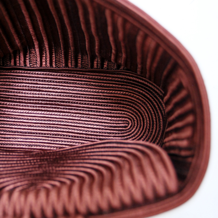 Yves Saint Laurent Ysl Vintage handbag in ochre canvas - Detail D2