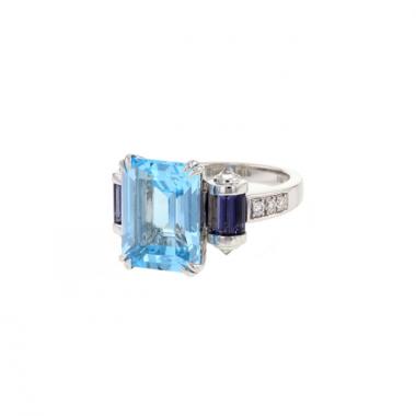 Mauboussin white gold, topaz, iolites and diamonds Couleur Baiser ring
