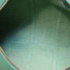 Louis Vuitton Keepall 45 cm en cuir épi vert  - Detail D2 thumbnail