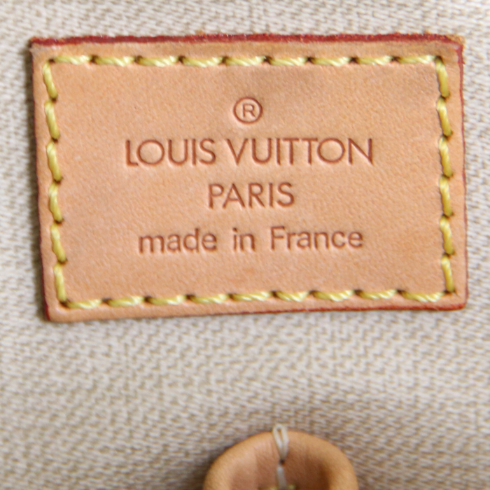 Louis Vuitton Trouville in canvas monogram and natural leather - Detail D3