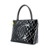 Chanel Medaillon Bag in black quilted patent leather - 00pp thumbnail