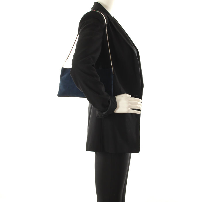 Lanvin clutch in blue suede - Detail D1